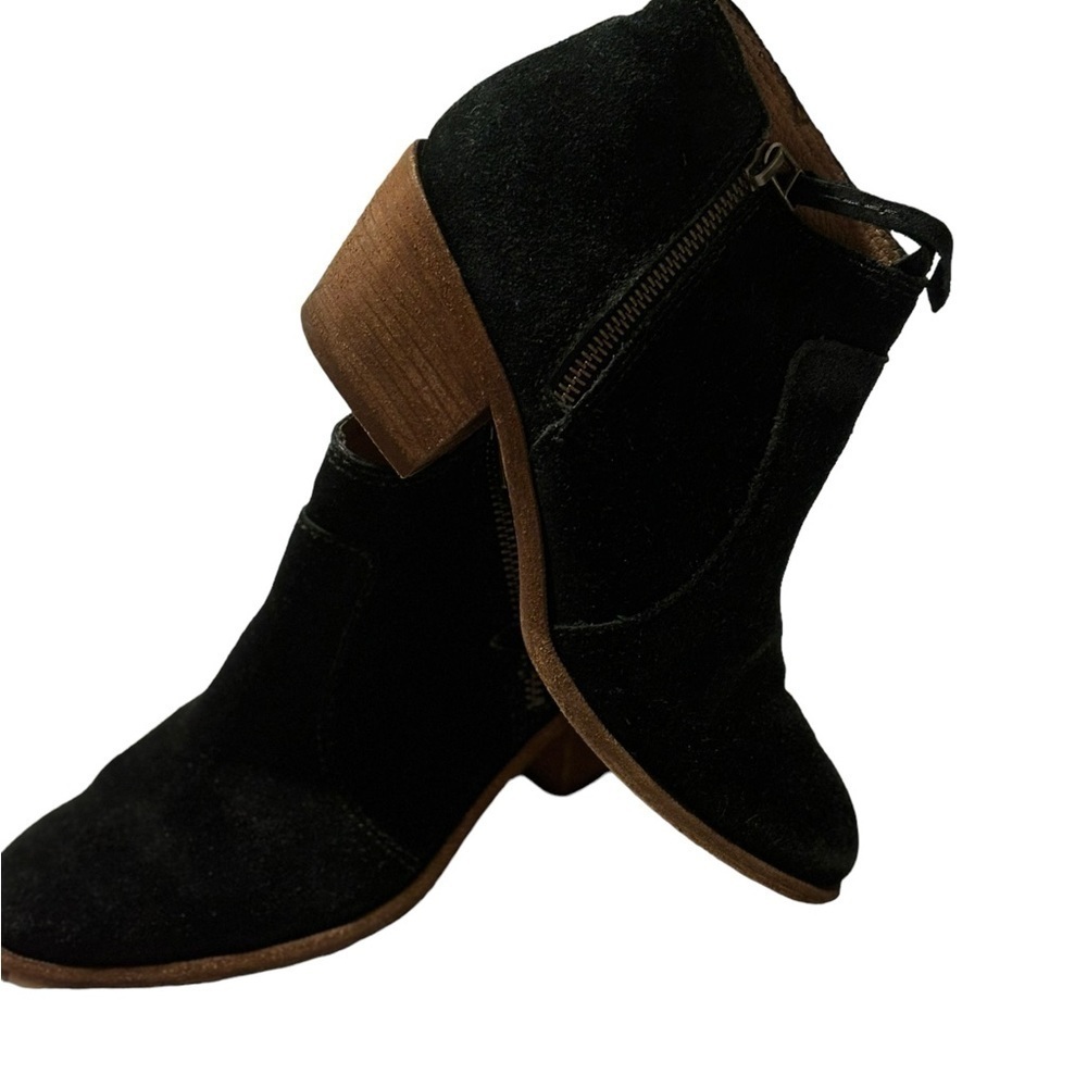 Madewell Janice Black Suede‎ Side Zip Booties. SZ 6.5. 2.5” Stacked Heel.